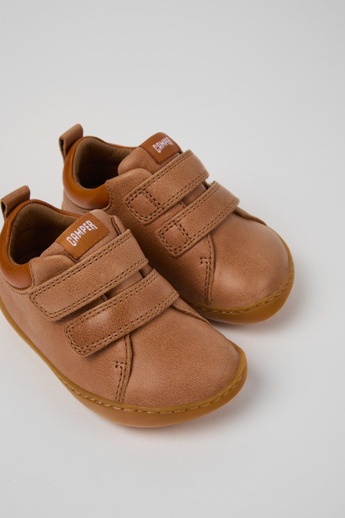 Close-up view of Peu Multicolor Leather Kids' Sneaker.