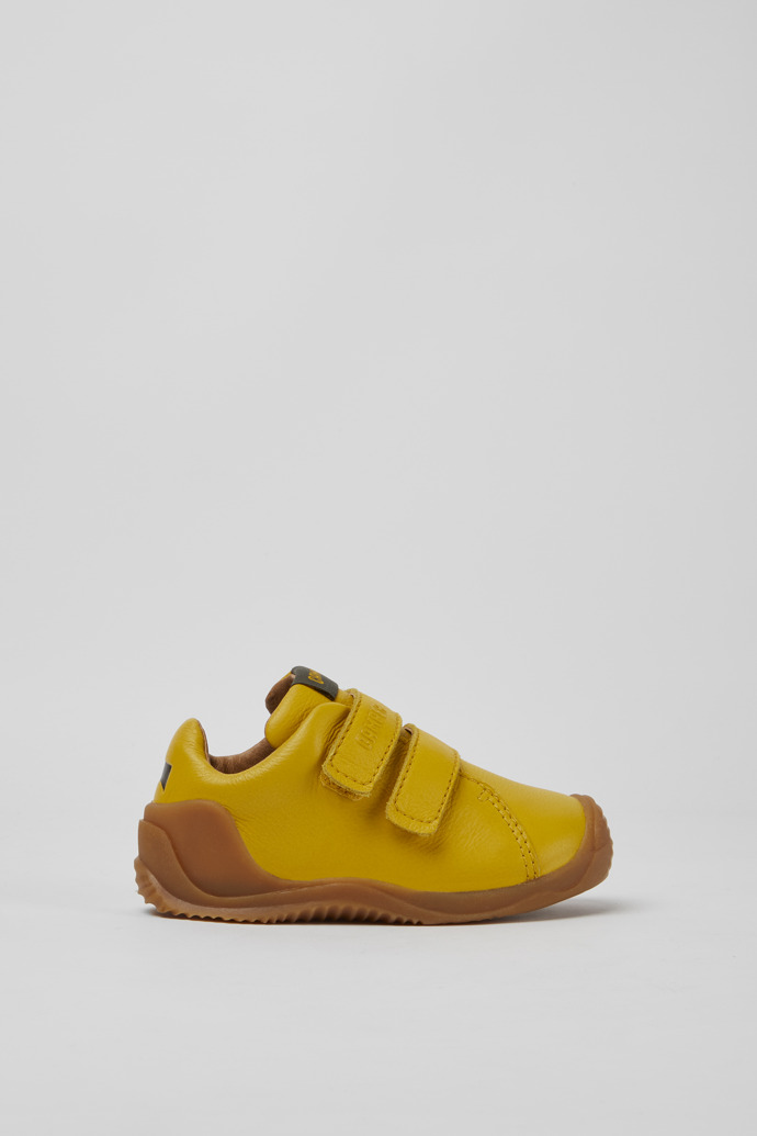 Side view of Dadda Yellow leather sneakers