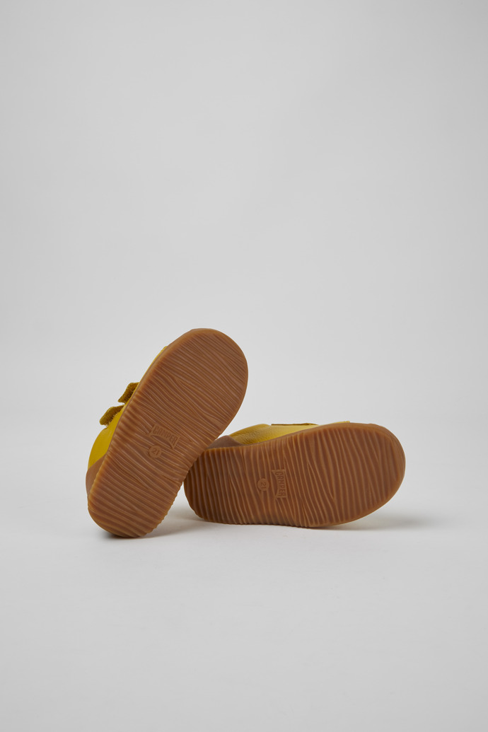 The soles of Dadda Yellow leather sneakers