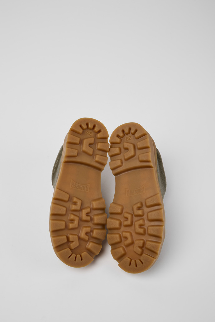 The soles of Brutus Green organic cotton shoes for kids