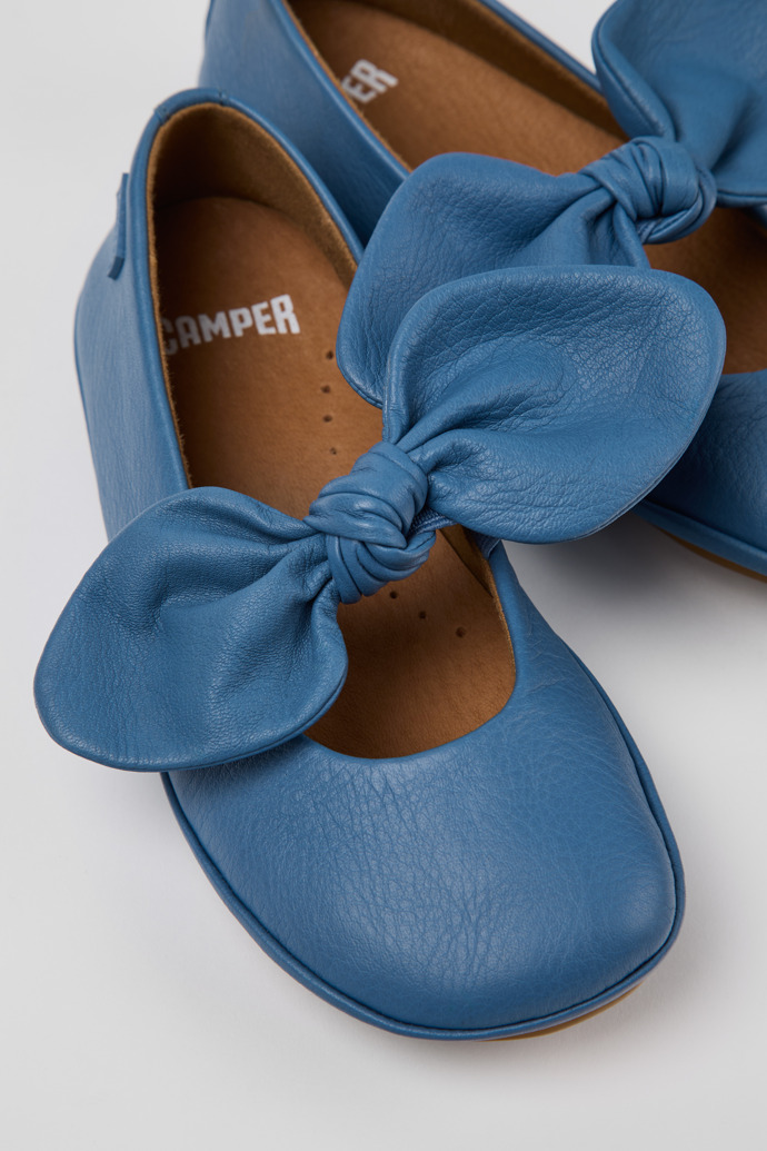 Close-up view of Right Blue Leather Ballerina for Kids.