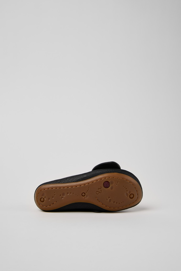 Right Nina Ballerine nere in pelle per bambine.
