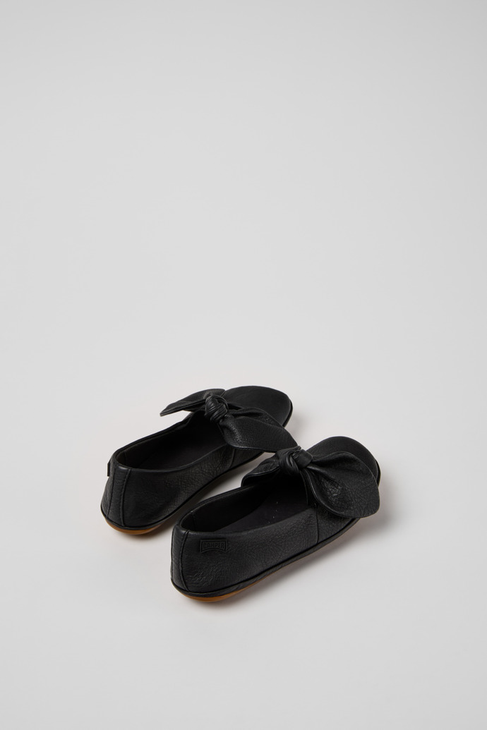 Right Nina Ballerine nere in pelle per bambine.