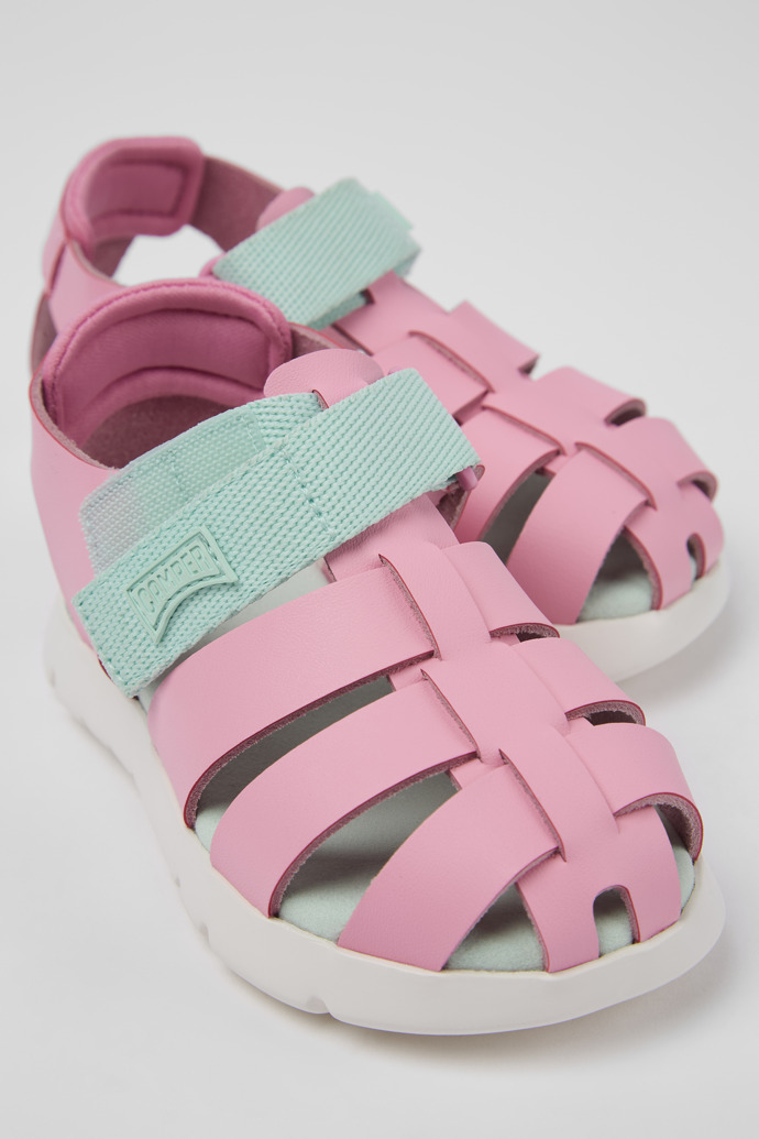 Close-up view of Oruga Pink Leather/Textile Sandal