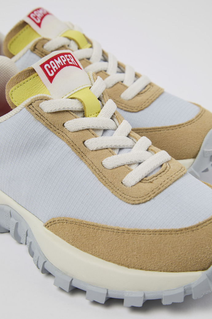 Close-up view of Drift Trail Gray Textile/Nubuck Sneaker
