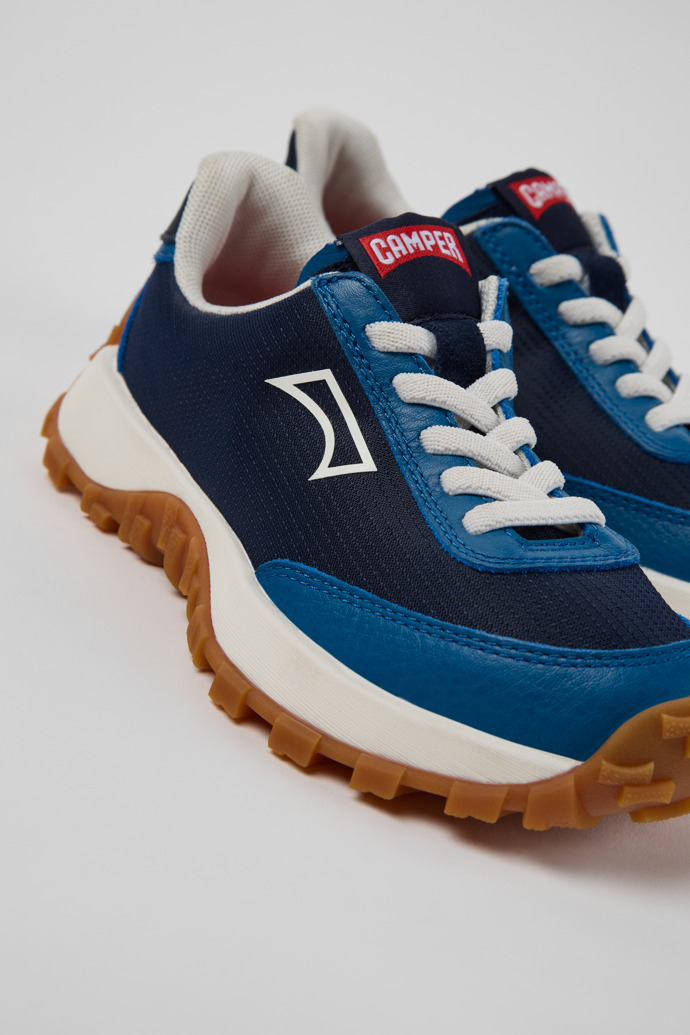 Drift Trail Blaue Sneaker aus Textil und Leder für Kinder.