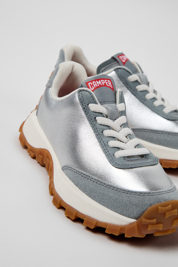 Drift Trail Graue Sneaker aus Leder und Nubuk für Kinder.