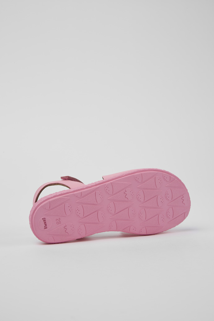 The soles of Twins Pink Leather Sandal