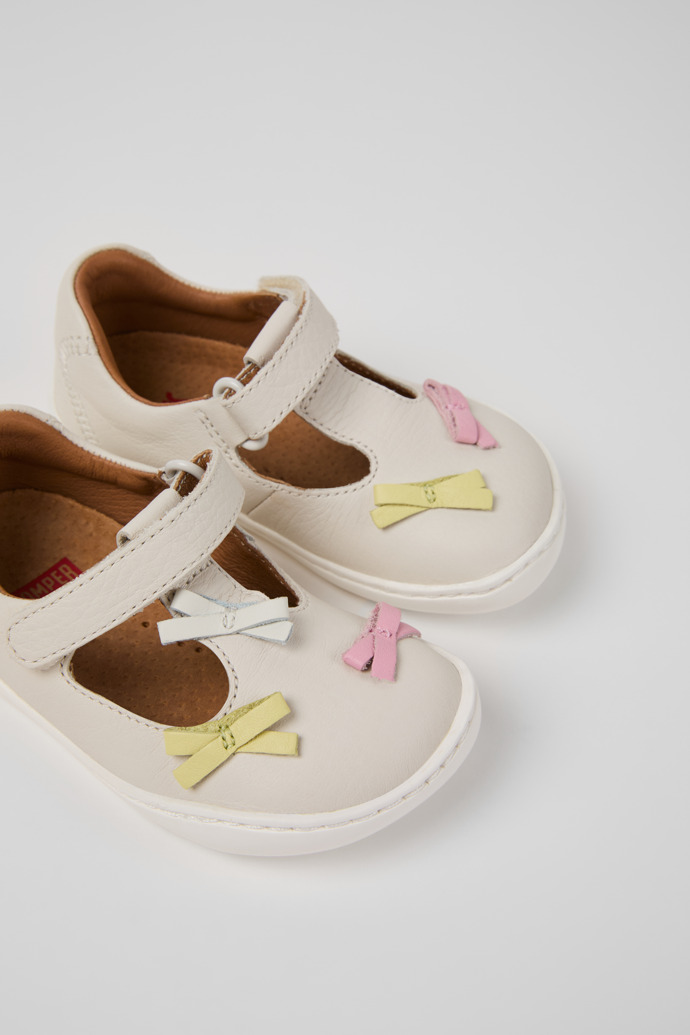 Twins Sandalias cerradas de piel multicolor para niños.