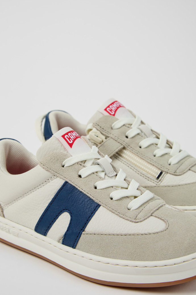 Runner Wielokolorowe sneakersy dziecięce ze skóry i nubuku.