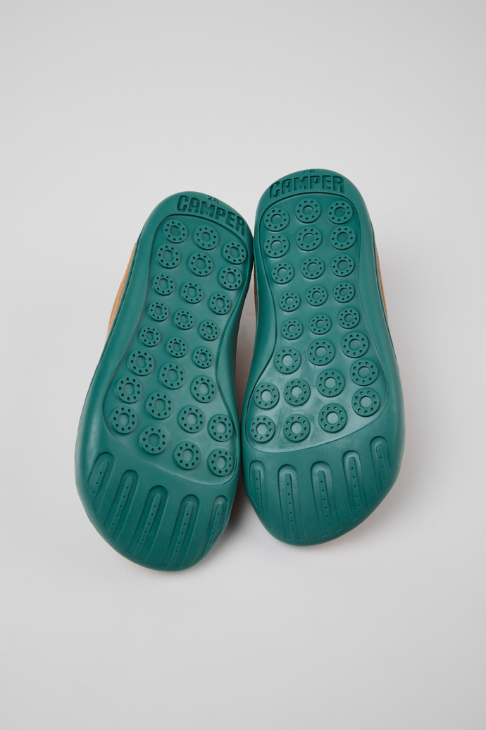 The soles of Twins Multicolor Suede and Leather Shoes for kids.