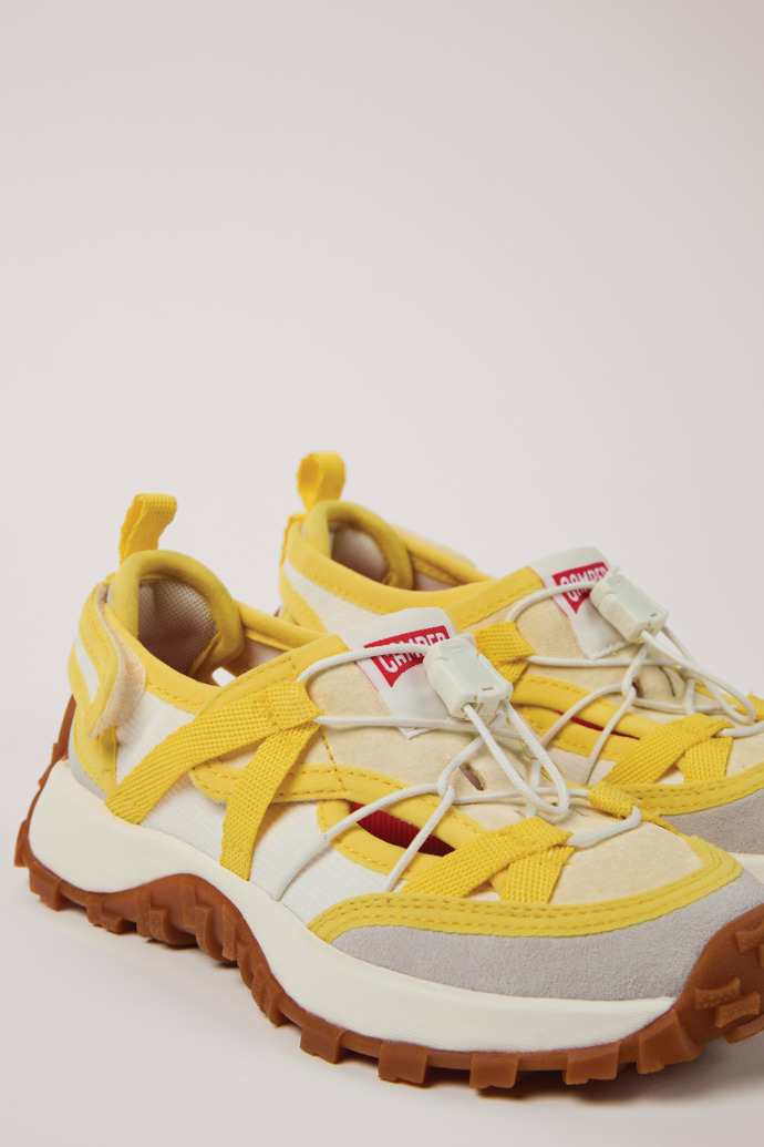 Close-up view of Drift Trail White and Yellow Textile and Nubuck Semi-Open Shoes for kids.