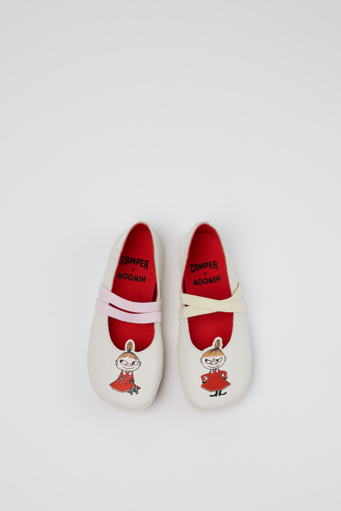 Overhead view of Twins White Leather Ballerinas for Kids.