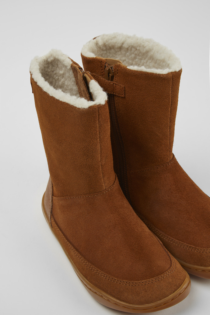 Close-up view of Peu Brown nubuck and leather boots