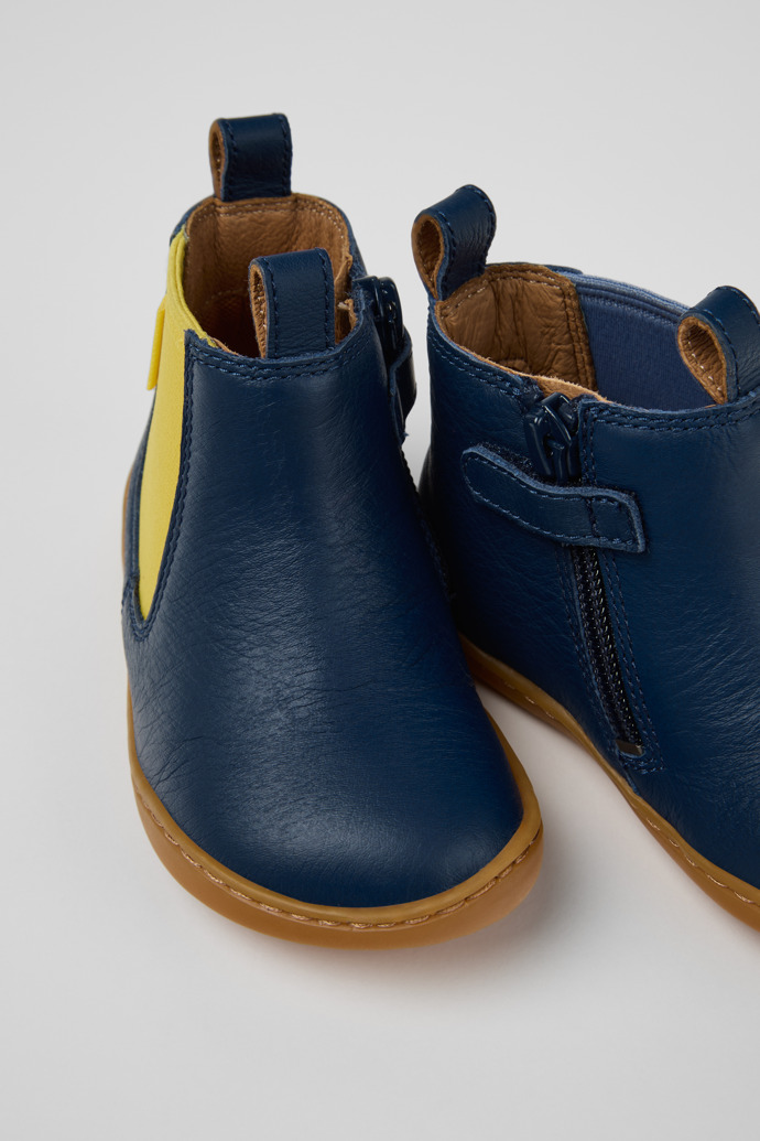 Close-up view of Twins Blue Leather Ankle Boots for Kids.