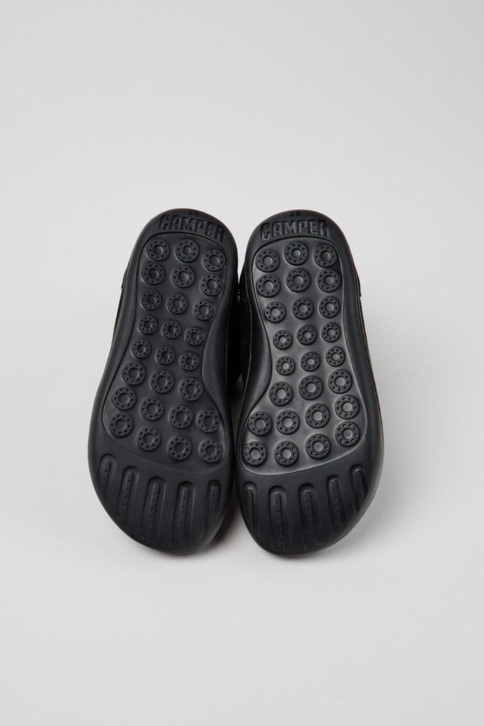 Peu Botins em nobuck pretos para criança.