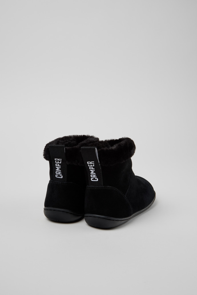Peu Botins em nobuck pretos para criança.
