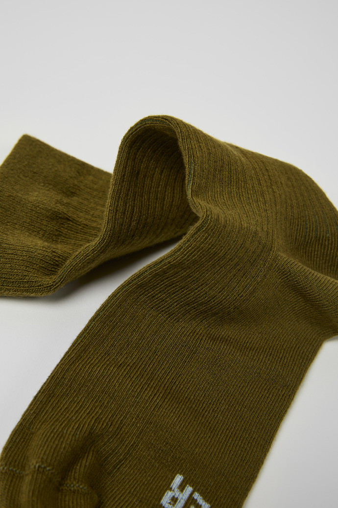Close-up view of Calma Socks Green-brown socks with PYRATEX®