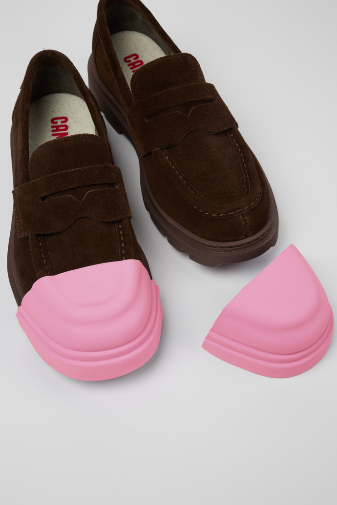 Close-up view of Junction Toe Caps Pink rubber toe caps