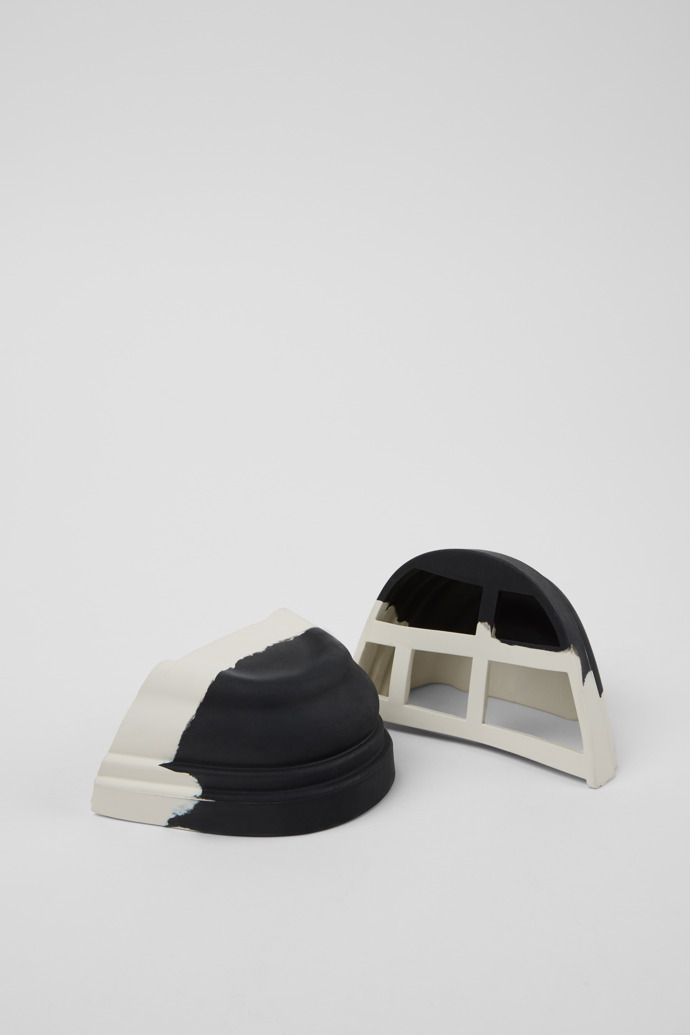 Side view of Junction Toe Caps Black and white rubber toe caps