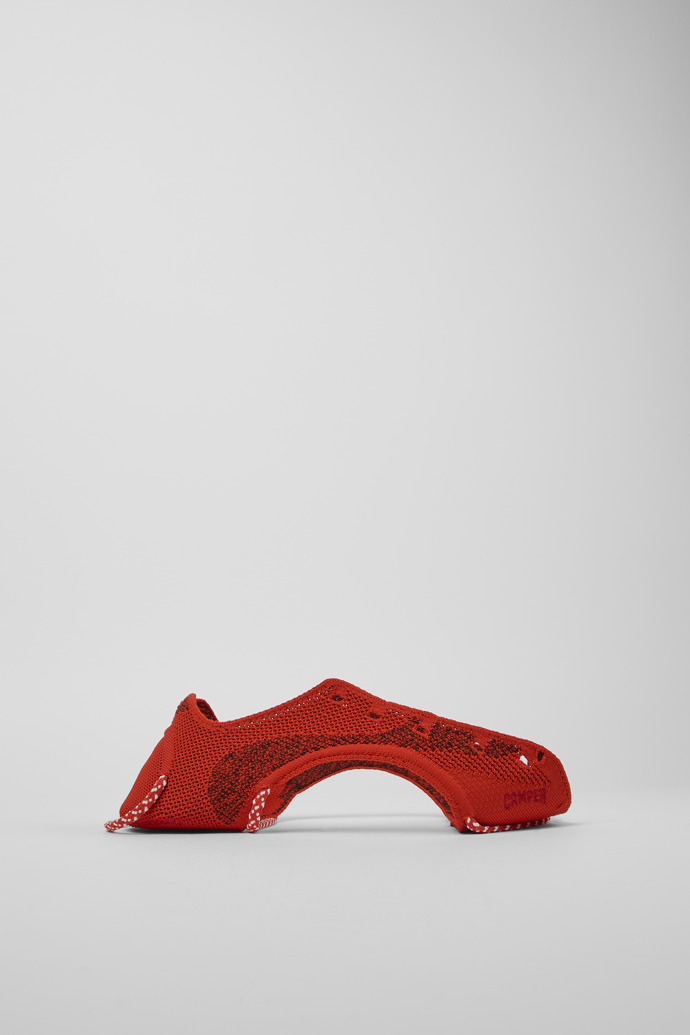 ROKU tiges de la chaussure 2 tiges rouges, pieds droit et gauche.