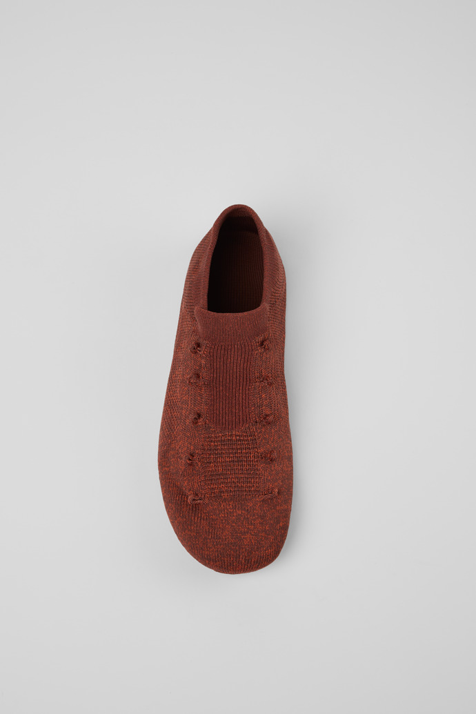 Overhead view of ROKU Inner Socks Burgundy inner socks (x2) for your right and left shoes.