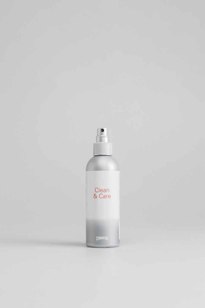 Side view of Clean & Care 200 ml Clean & Care 200 ml
