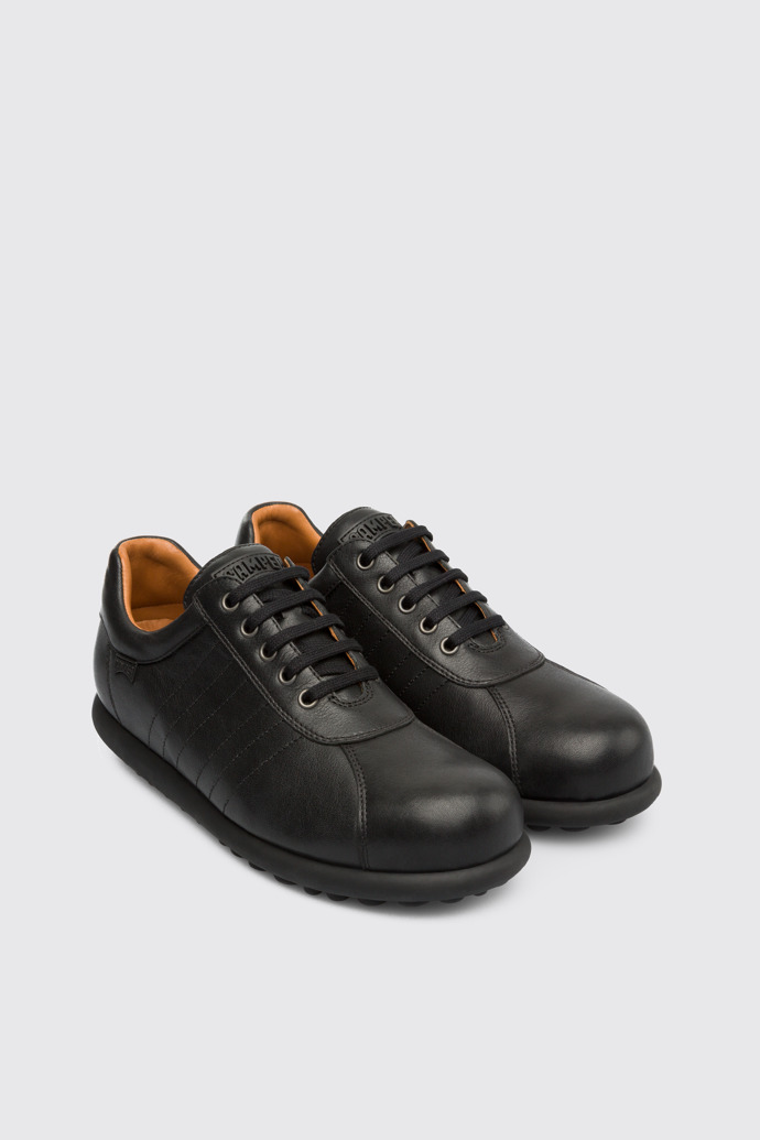 Front view of Pelotas Black shoe for men