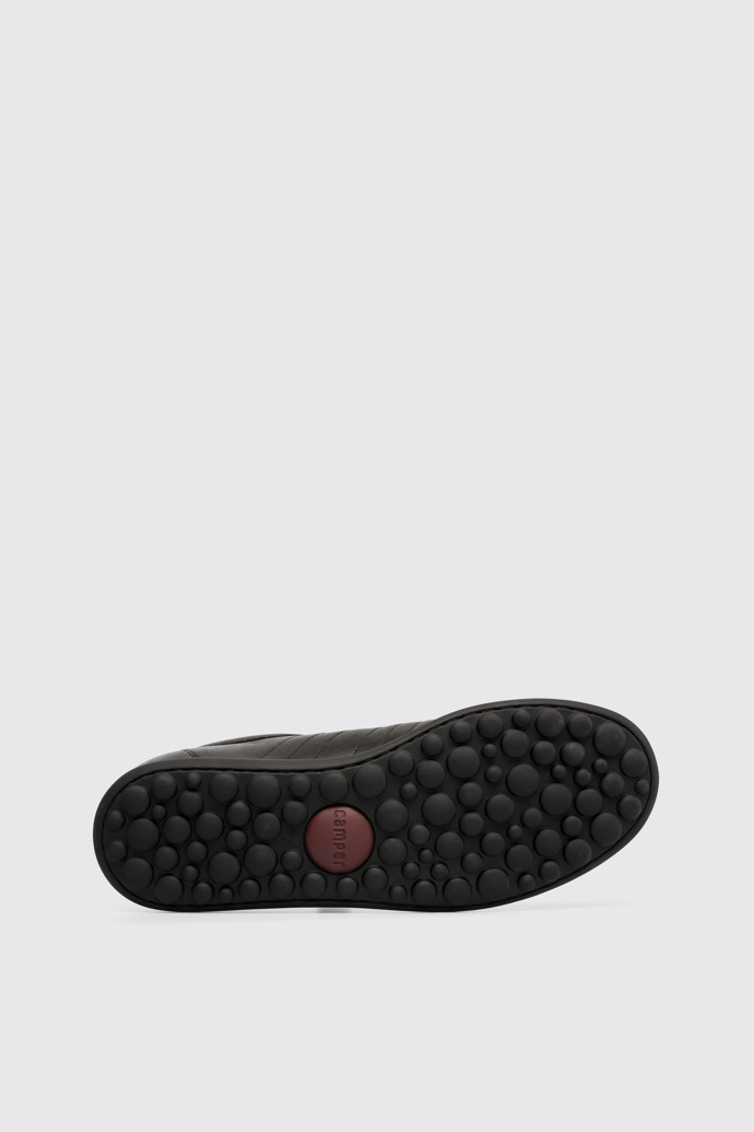 The sole of Pelotas Black shoe for men