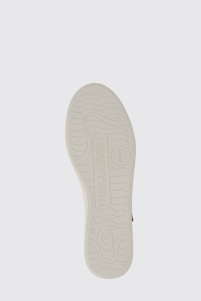 The sole of Uno White Sneakers for Women