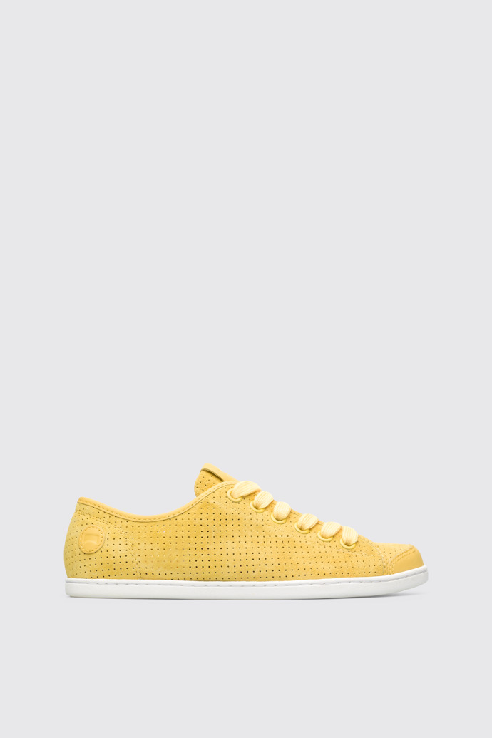 Side view of Uno Yellow sneaker for women