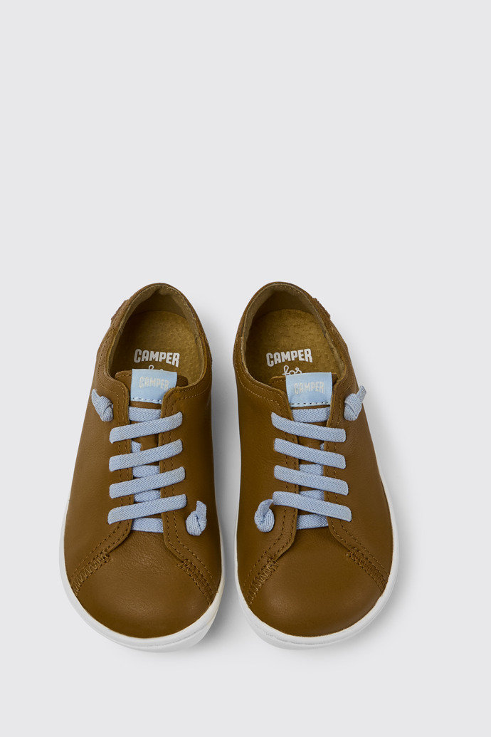 Overhead view of Peu Brown leather shoes for kids