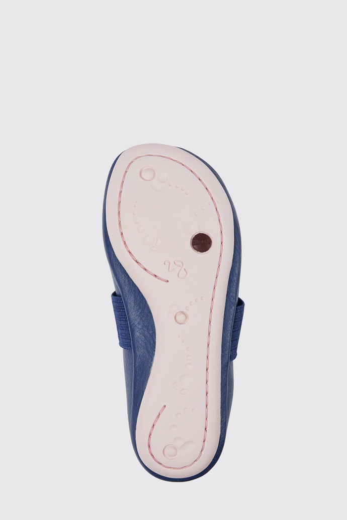The sole of Right Blue leather ballerinas for girls