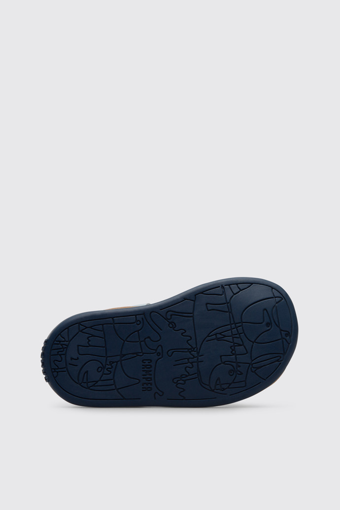 The sole of Bicho Light blue sandal with velcro for kids