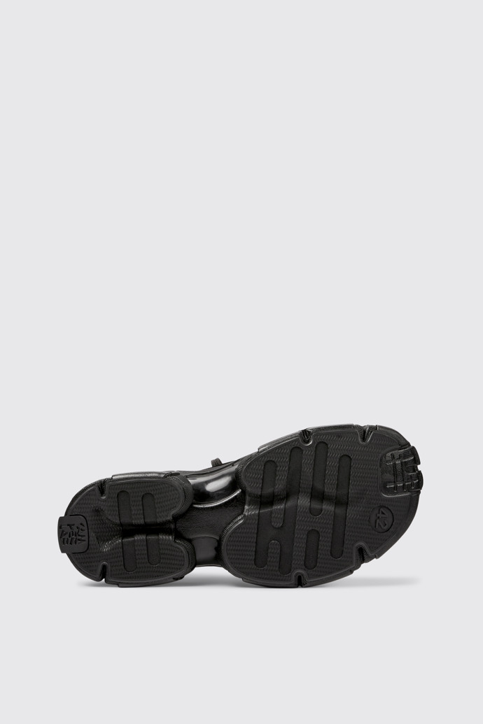 TOSSU Black Caged Sneakers
