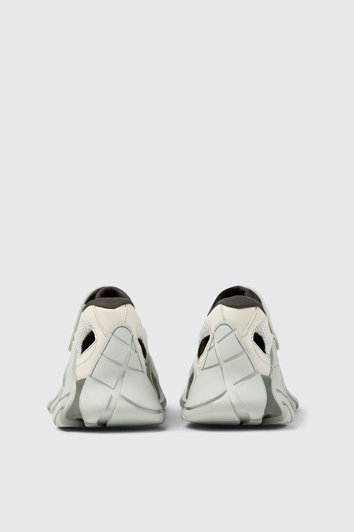 Back view of TORMENTA GRAY