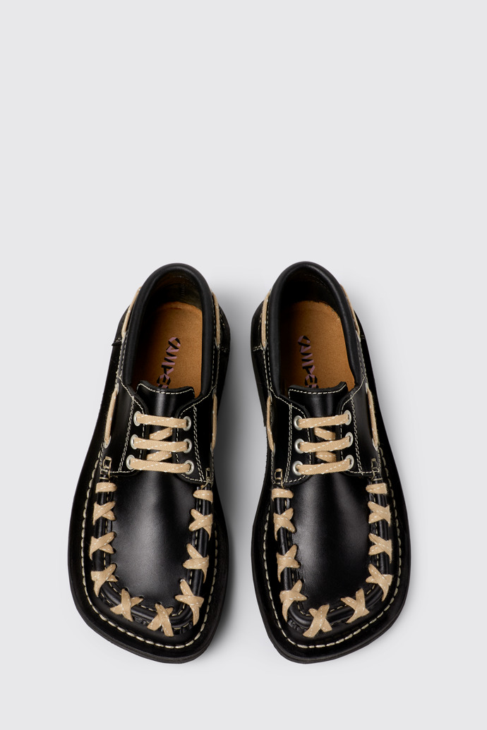 Overhead view of Eki Black boat shoes