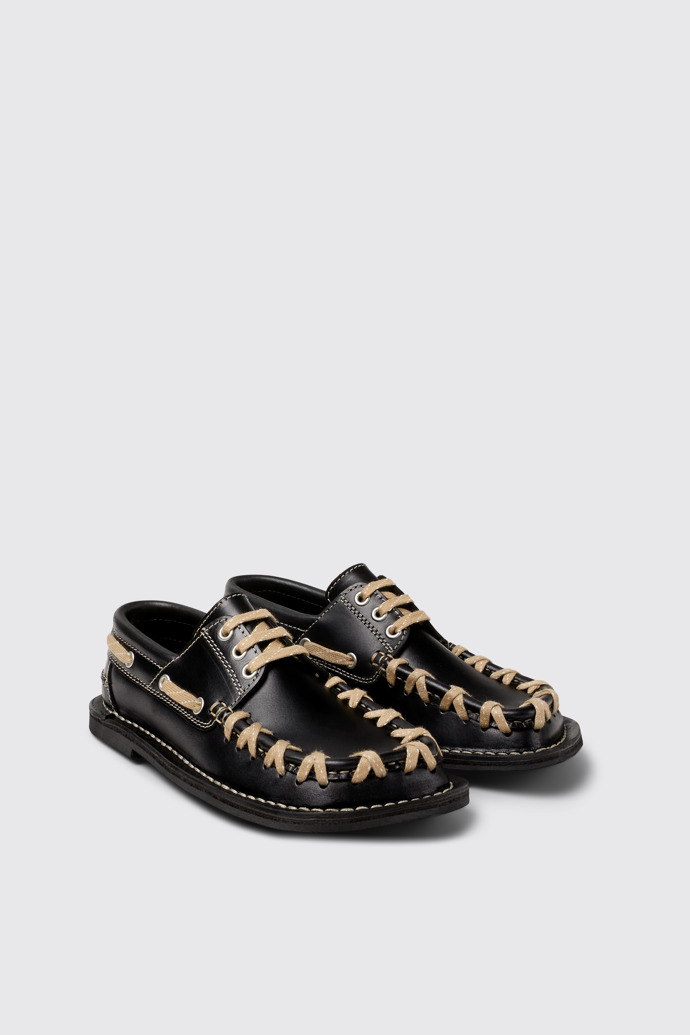 Front view of Eki Black boat shoes