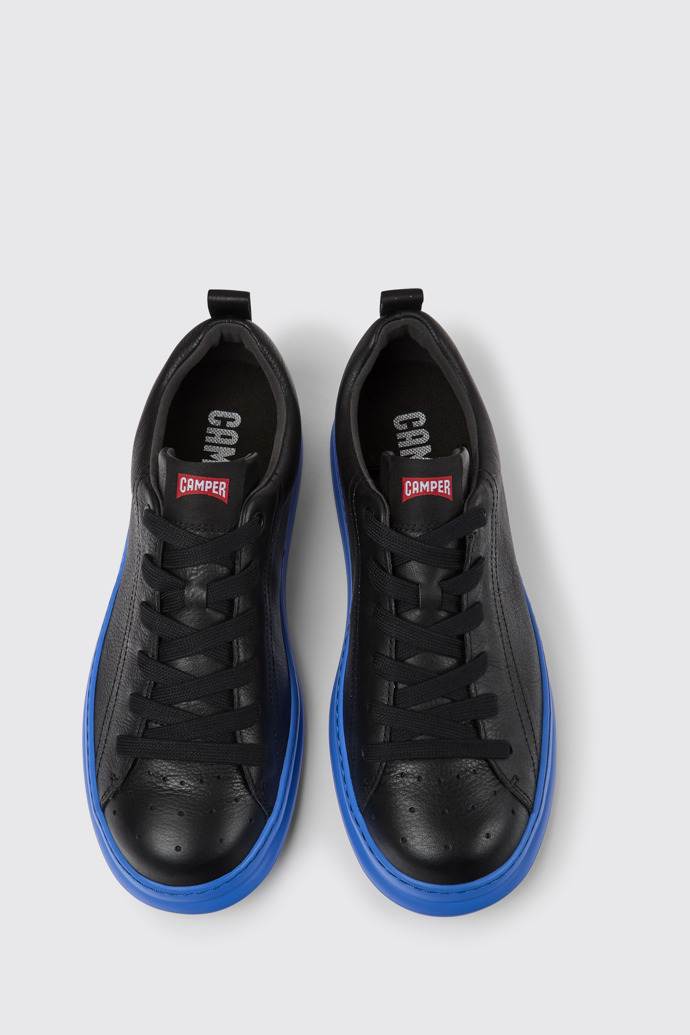 Runner Black leather sneakers for men modelin üstten görünümü