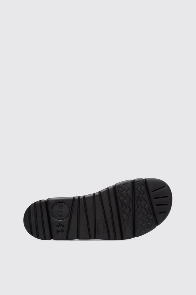 The sole of Oruga Black sporty strap sandal for men