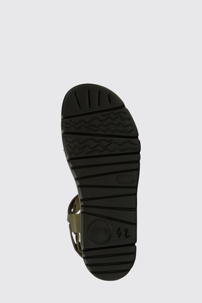 The sole of Oruga Green leather sandals for men