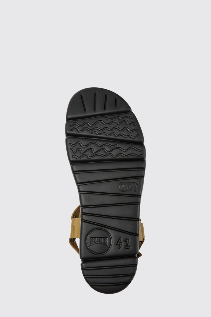 The sole of Oruga Brown leather sandals for men
