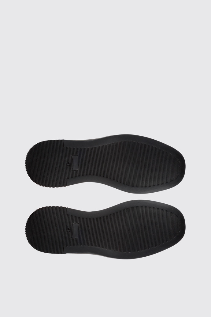The sole of Twins Black shoe for men