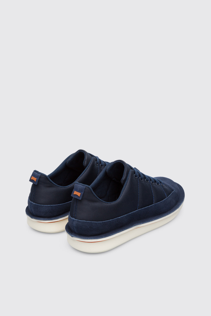 Back view of Formiga Men’s navy shoe