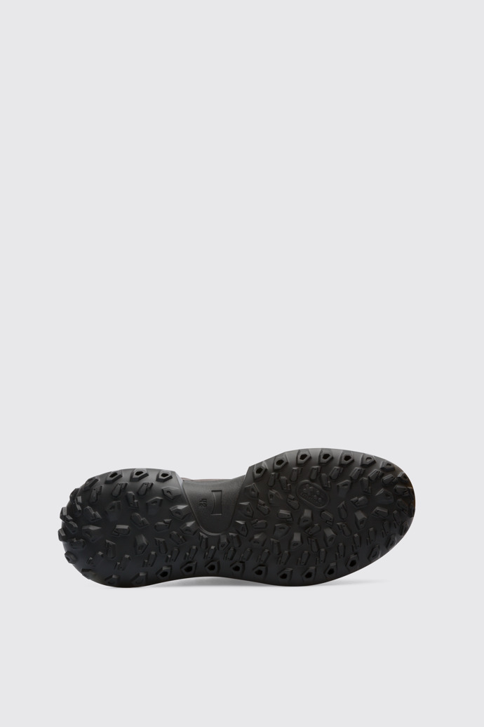 The sole of CRCLR Breathable men's grey sneaker