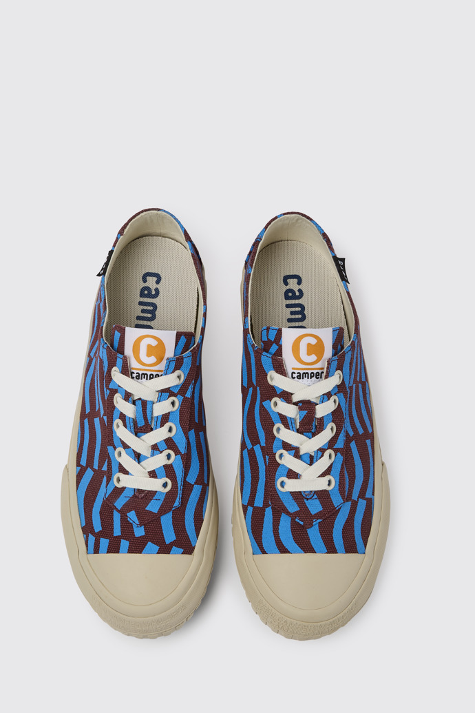 Overhead view of Camaleon Blue and burgundy recycled cotton sneakers for men