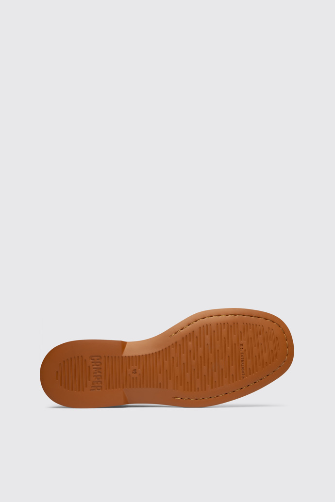 The sole of Judd Nautical look shoe in brown and white