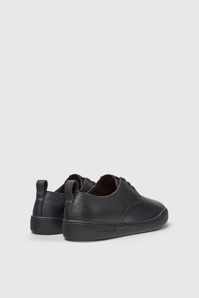 Peu Touring Chaussures en cuir noir pour homme.