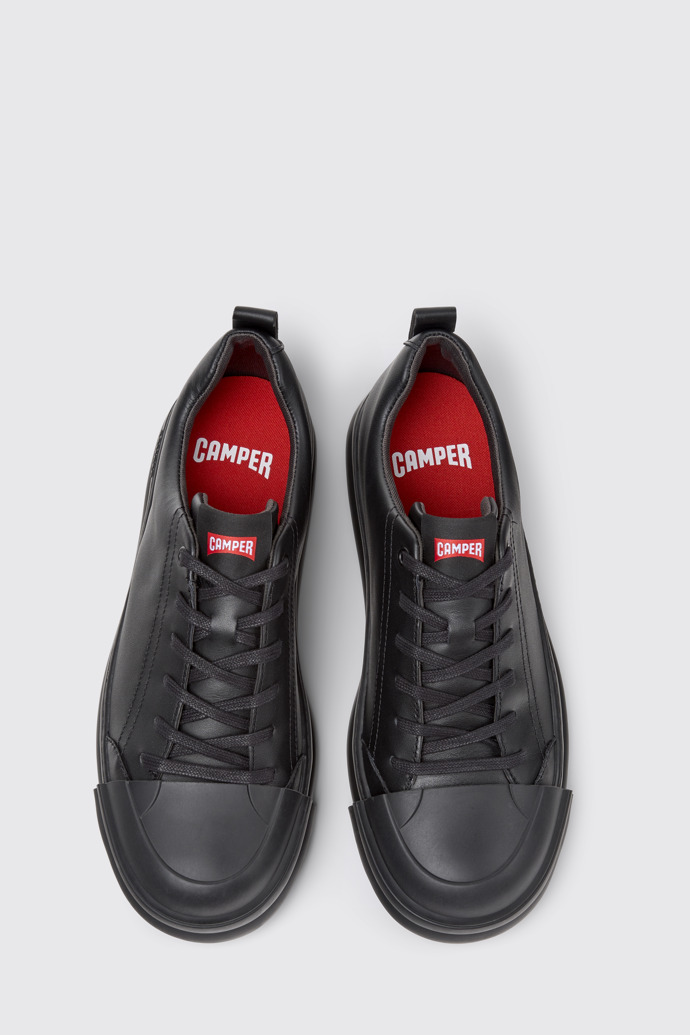 Junction Runner Ténis em couro pretos para homem.