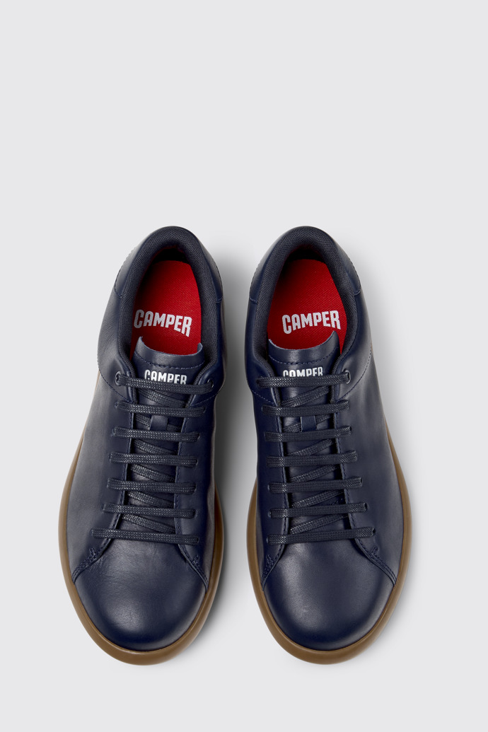 Pelotas Soller Baskets en cuir bleu pour homme.